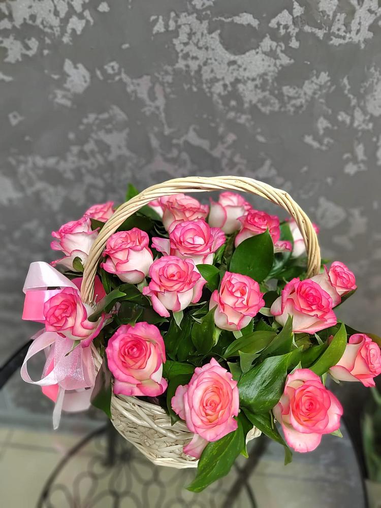 Цветочная композиция из Розы в корзине в Бурлацком