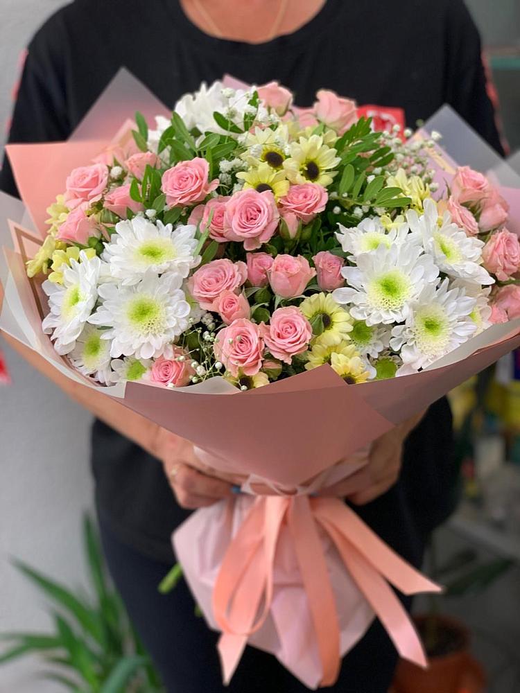 Букет цветов из: Розы и Хризантемы в Бурлацком