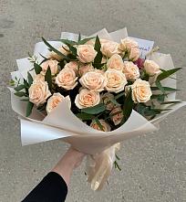 Букет Кремовые розы Латте в Бурлацком