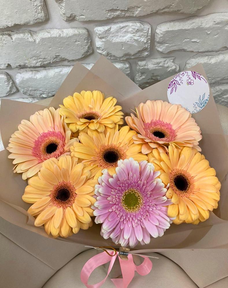 Букет цветов из: Герберы в Бурлацком