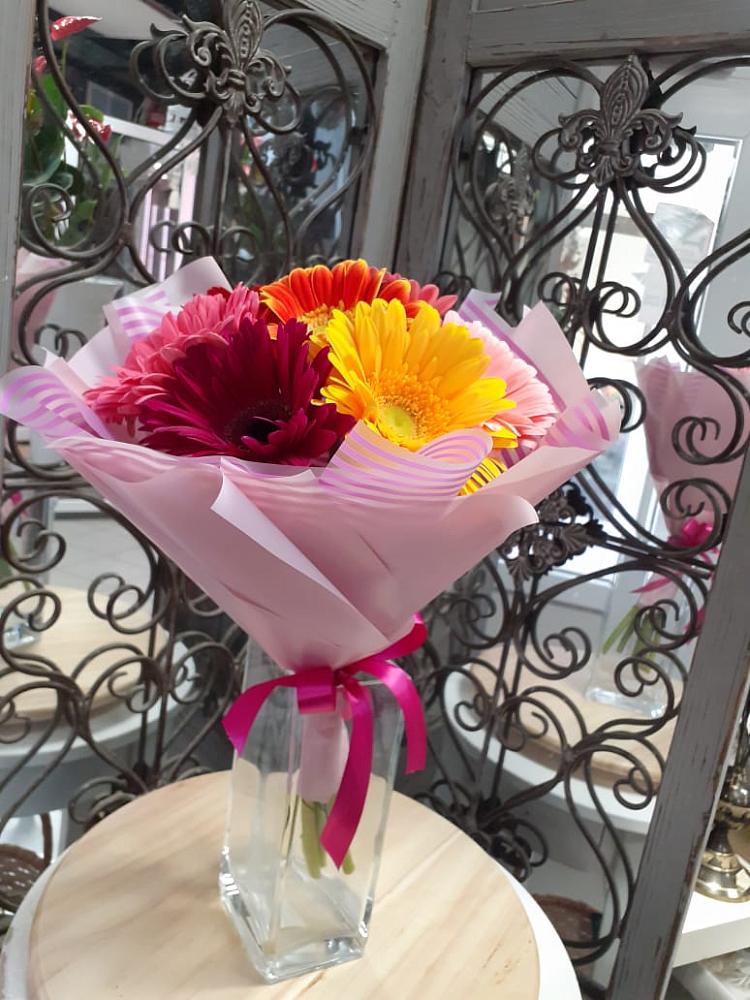 Букет цветов из: Герберы в Бурлацком