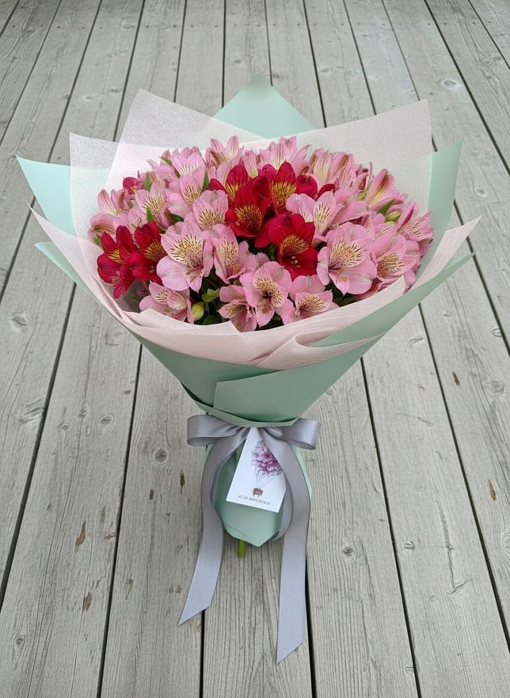 Букет цветов из: Альстромерии в Бурлацком